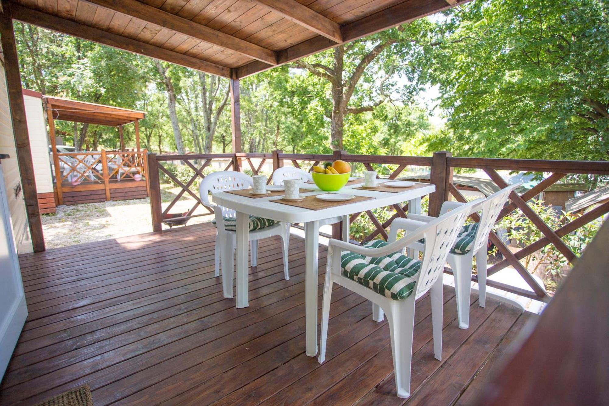 Campsite Cherry Premium Bianca Mobile Homes Zelena Laguna Porec