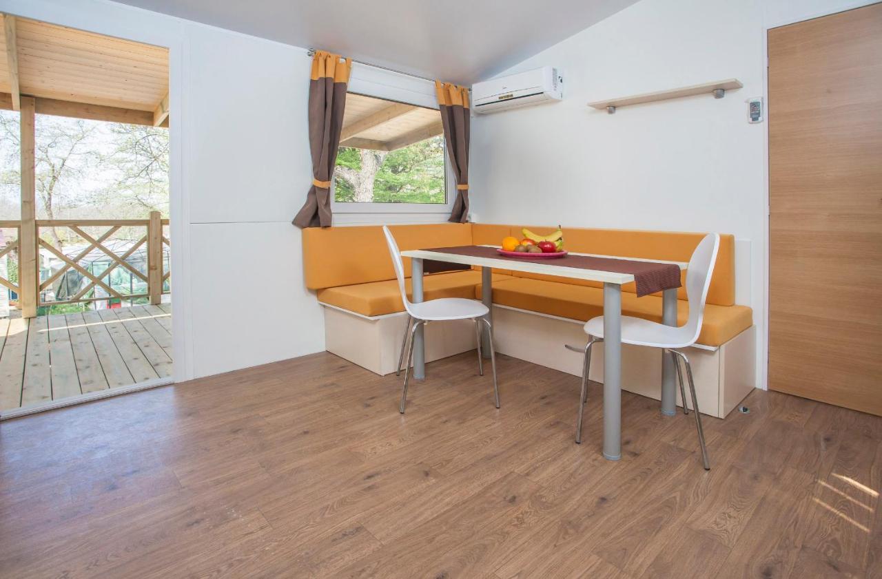 Camping Cherry Premium Bianca Mobile Homes Zelena Laguna